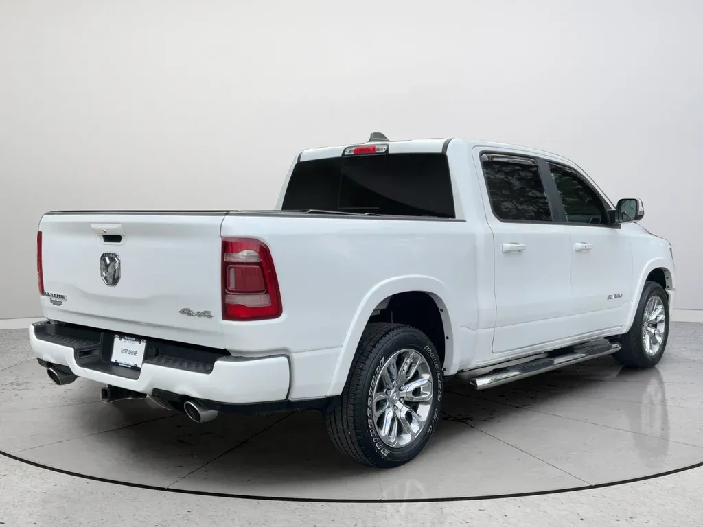 2019 Ram 1500 Laramie thumbnail 7