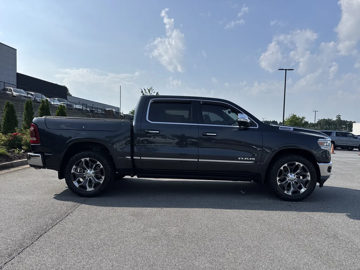 2019 Ram 1500 Limited thumbnail 10