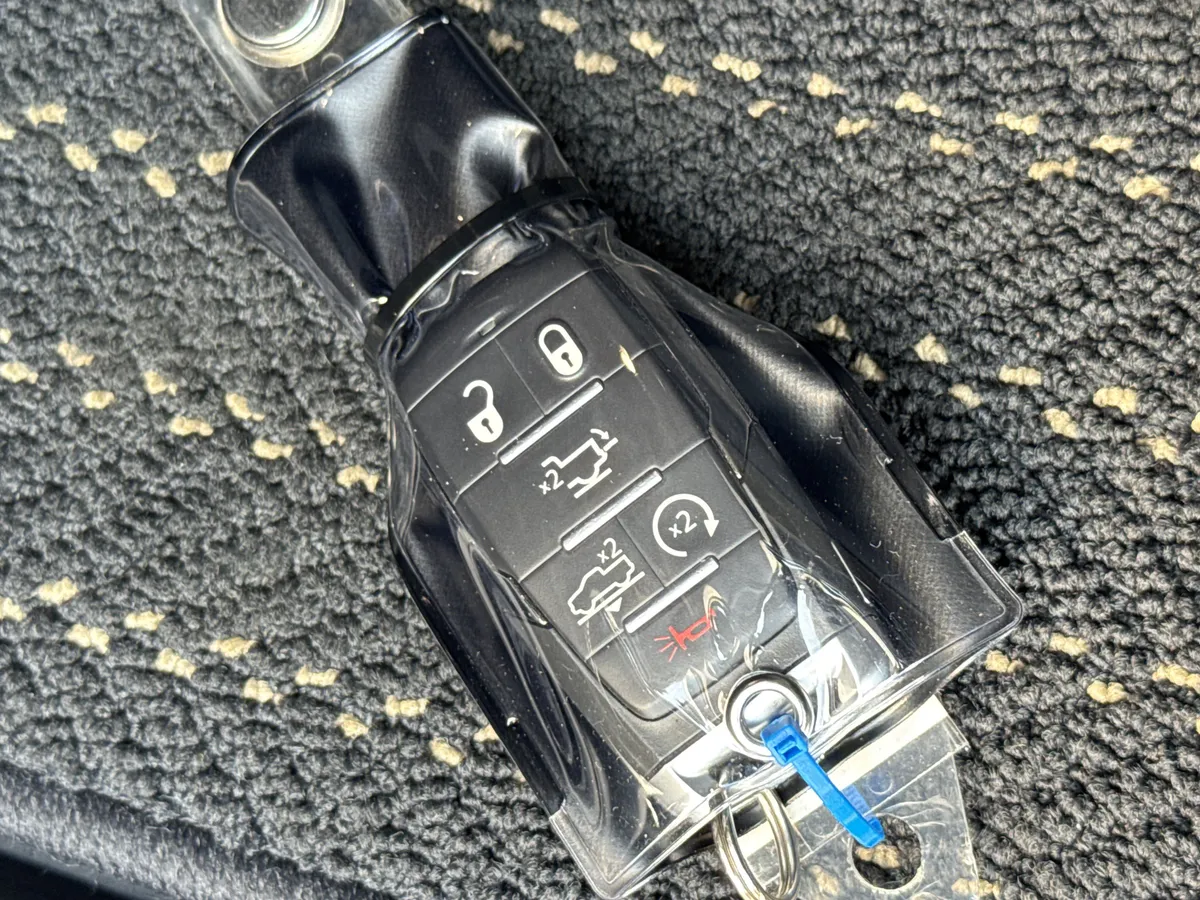 2019 Ram 1500 Limited thumbnail 35