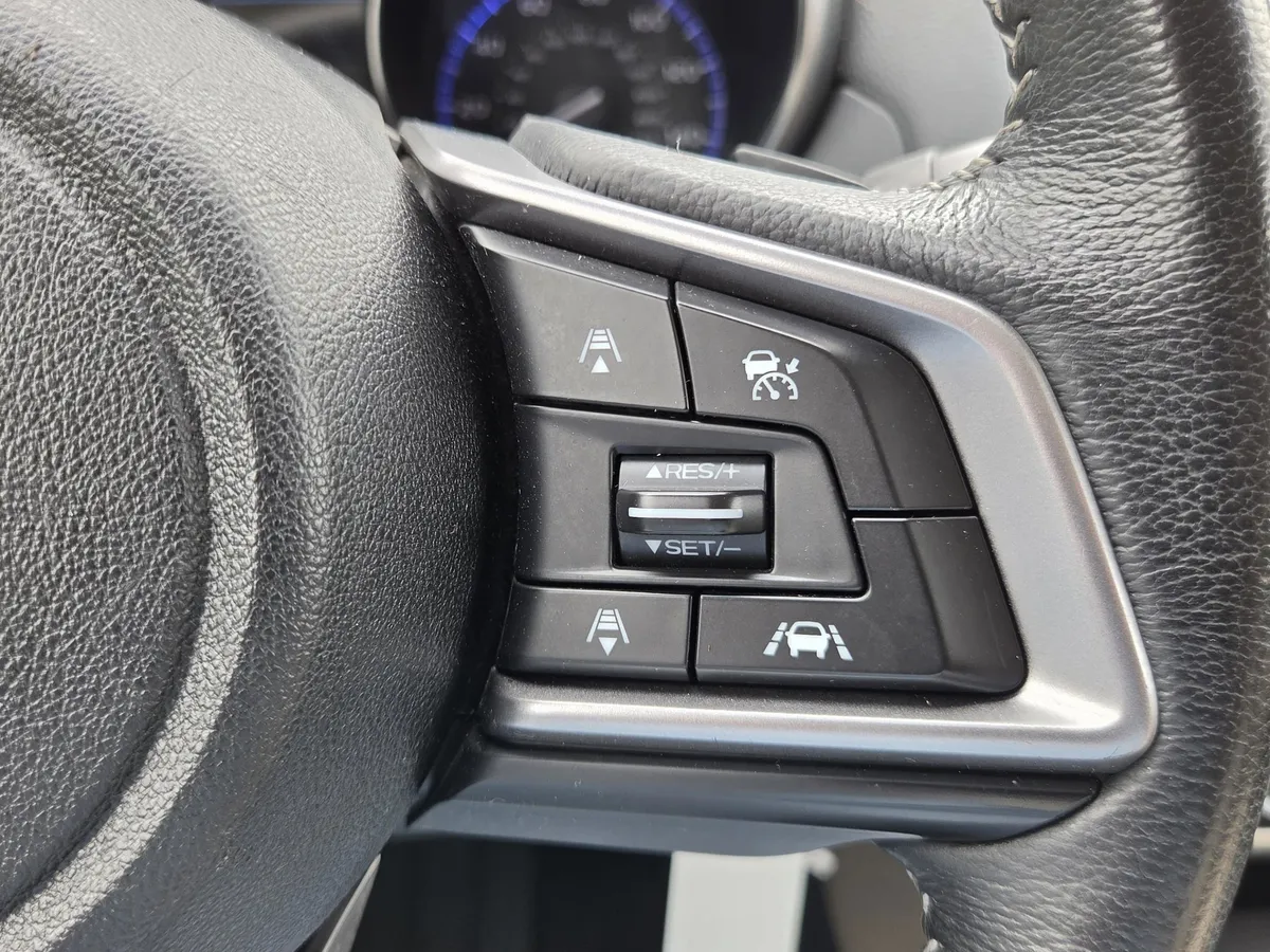 2019 Subaru Legacy Premium thumbnail 16