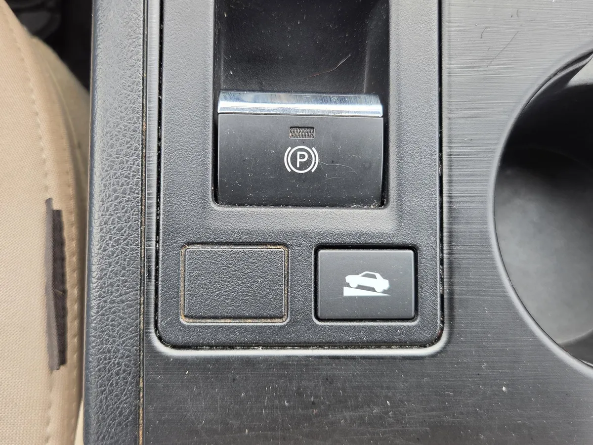 2019 Subaru Legacy Premium thumbnail 18