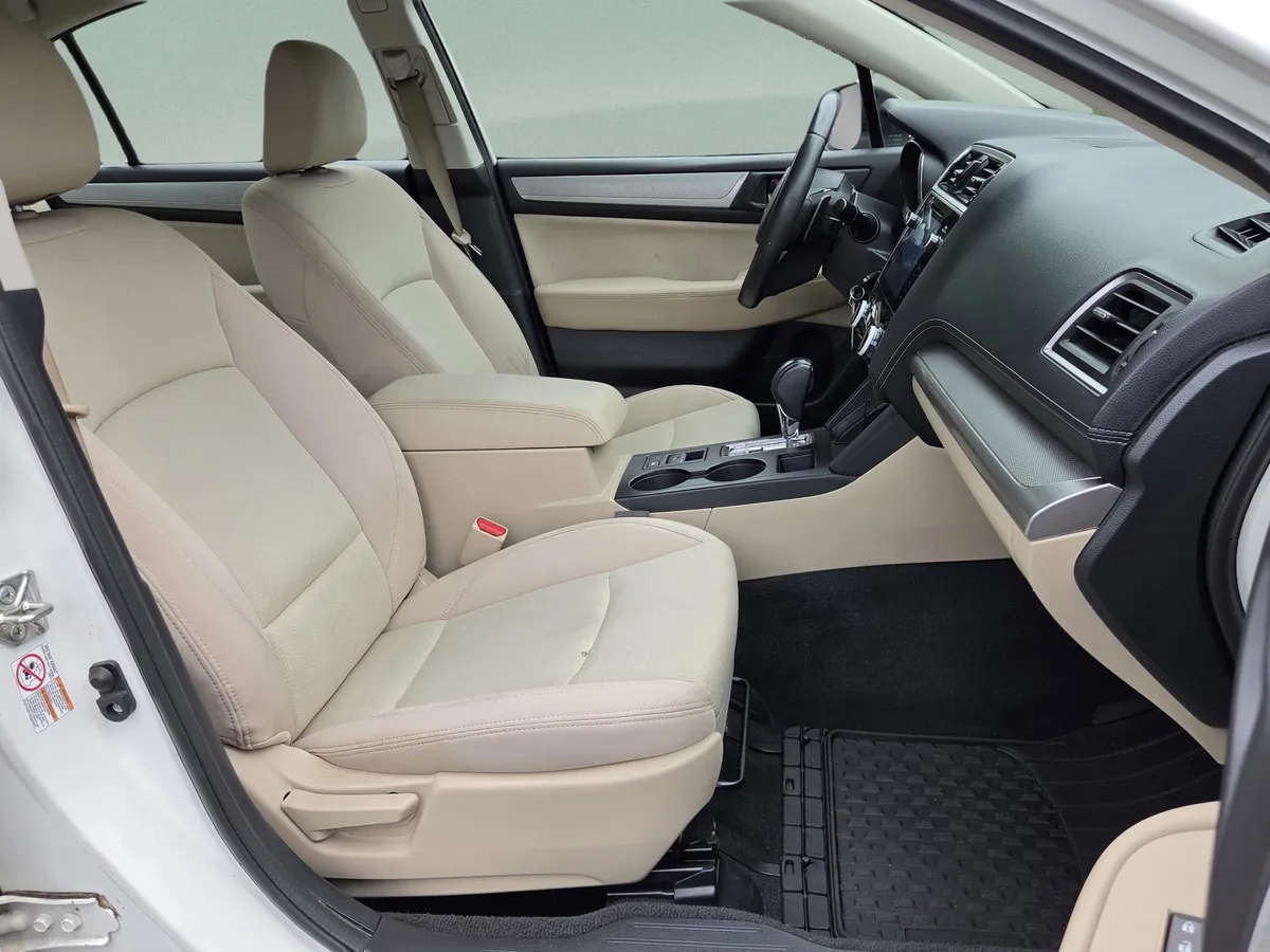 2019 Subaru Legacy Premium thumbnail 25