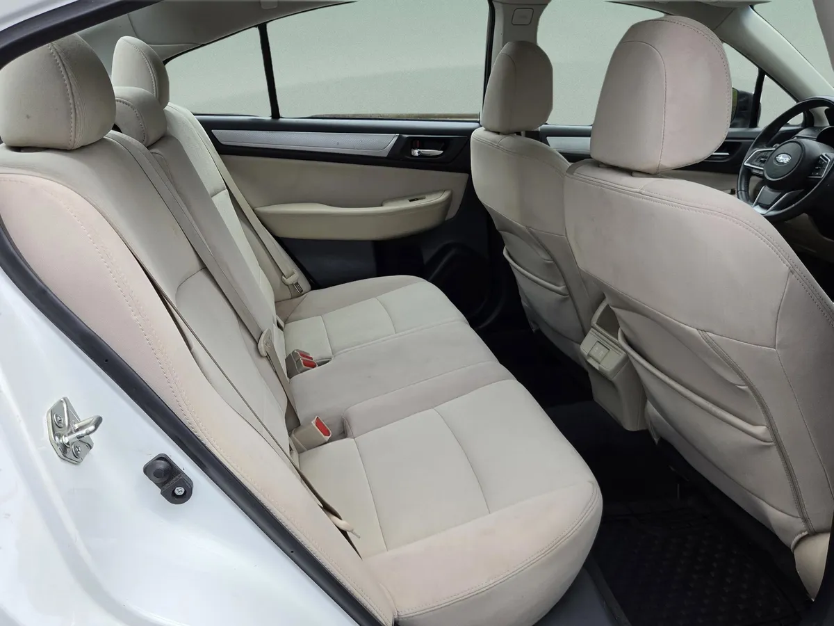 2019 Subaru Legacy Premium thumbnail 26