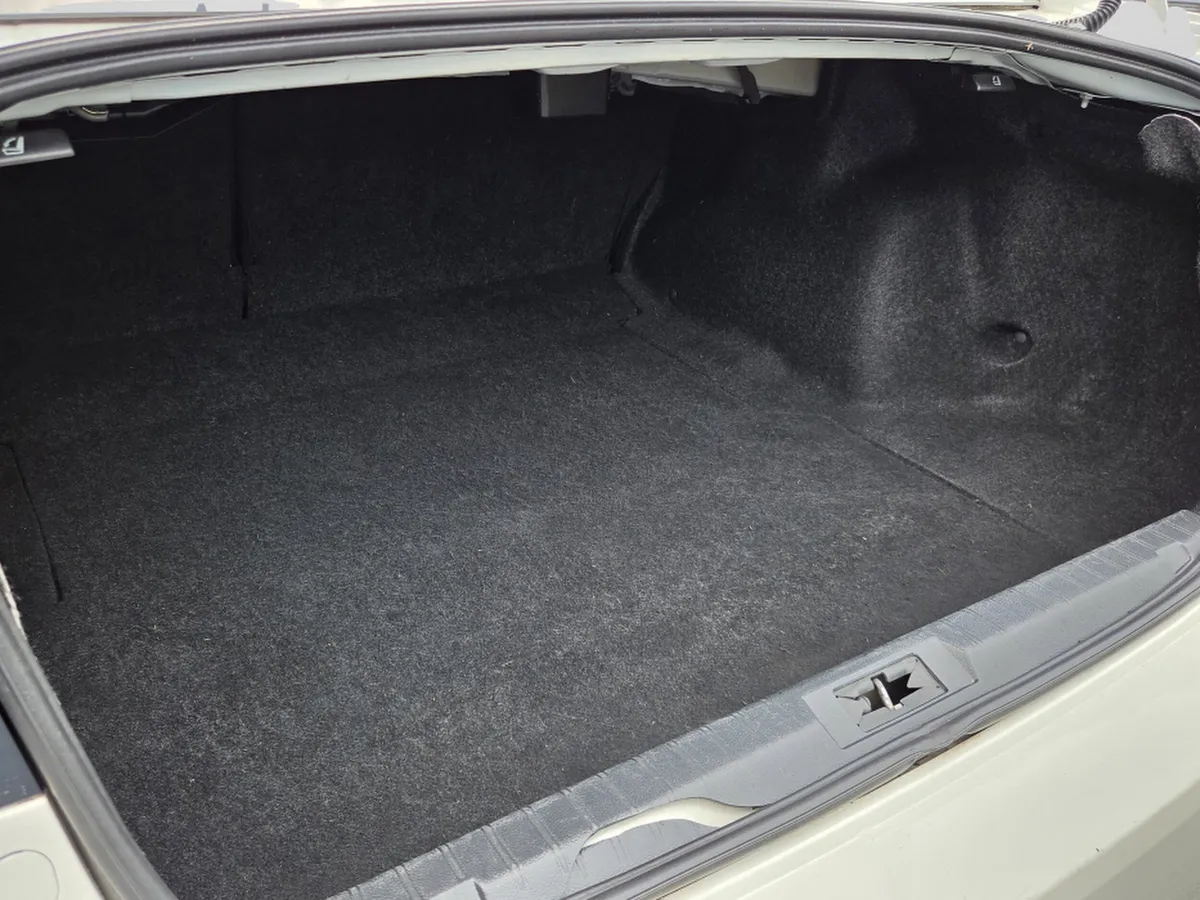 2019 Subaru Legacy Premium thumbnail 27