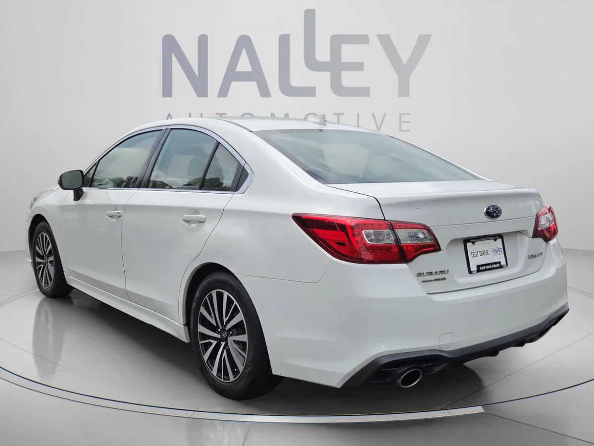 2019 Subaru Legacy Premium thumbnail 4