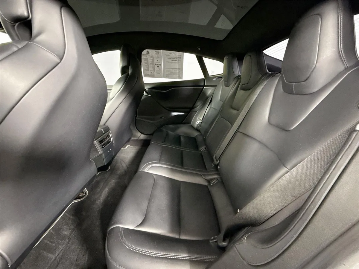 2019 Tesla Model S Performance thumbnail 28