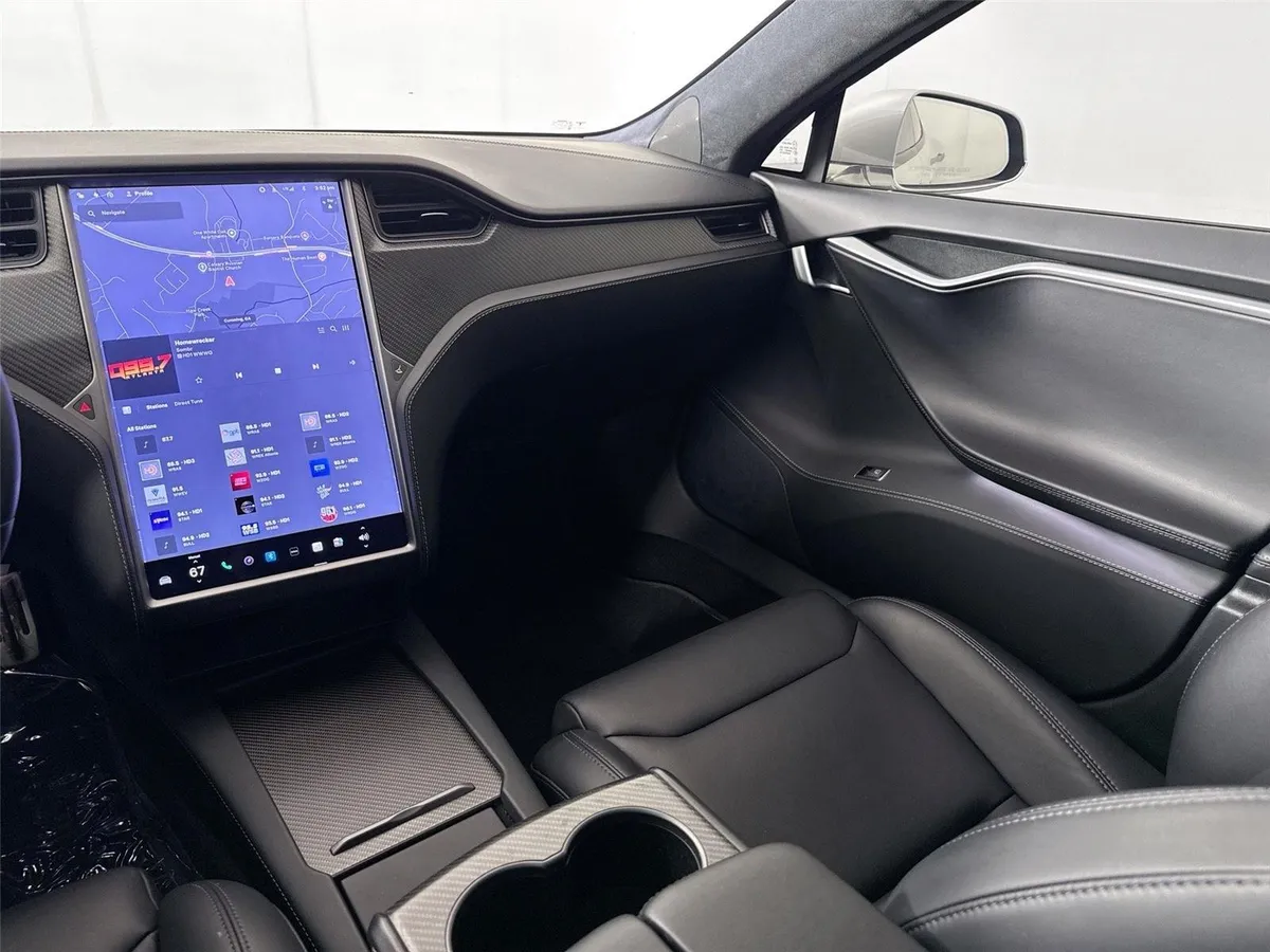 2019 Tesla Model S Performance thumbnail 30