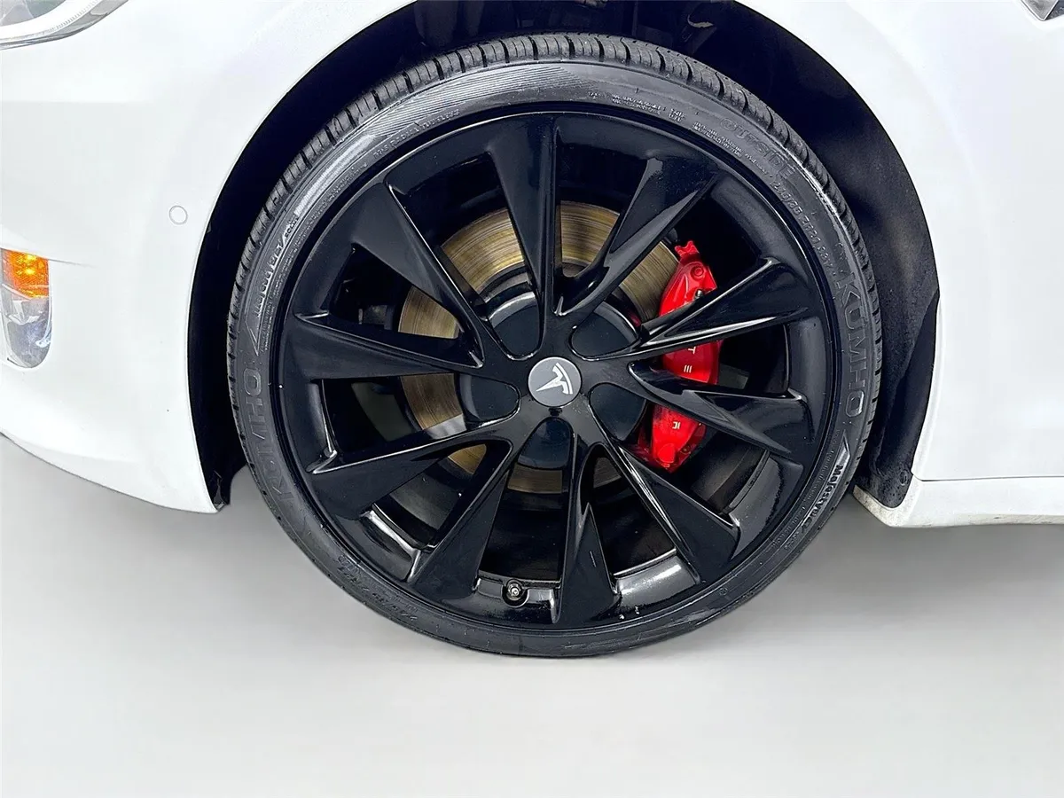 2019 Tesla Model S Performance thumbnail 39