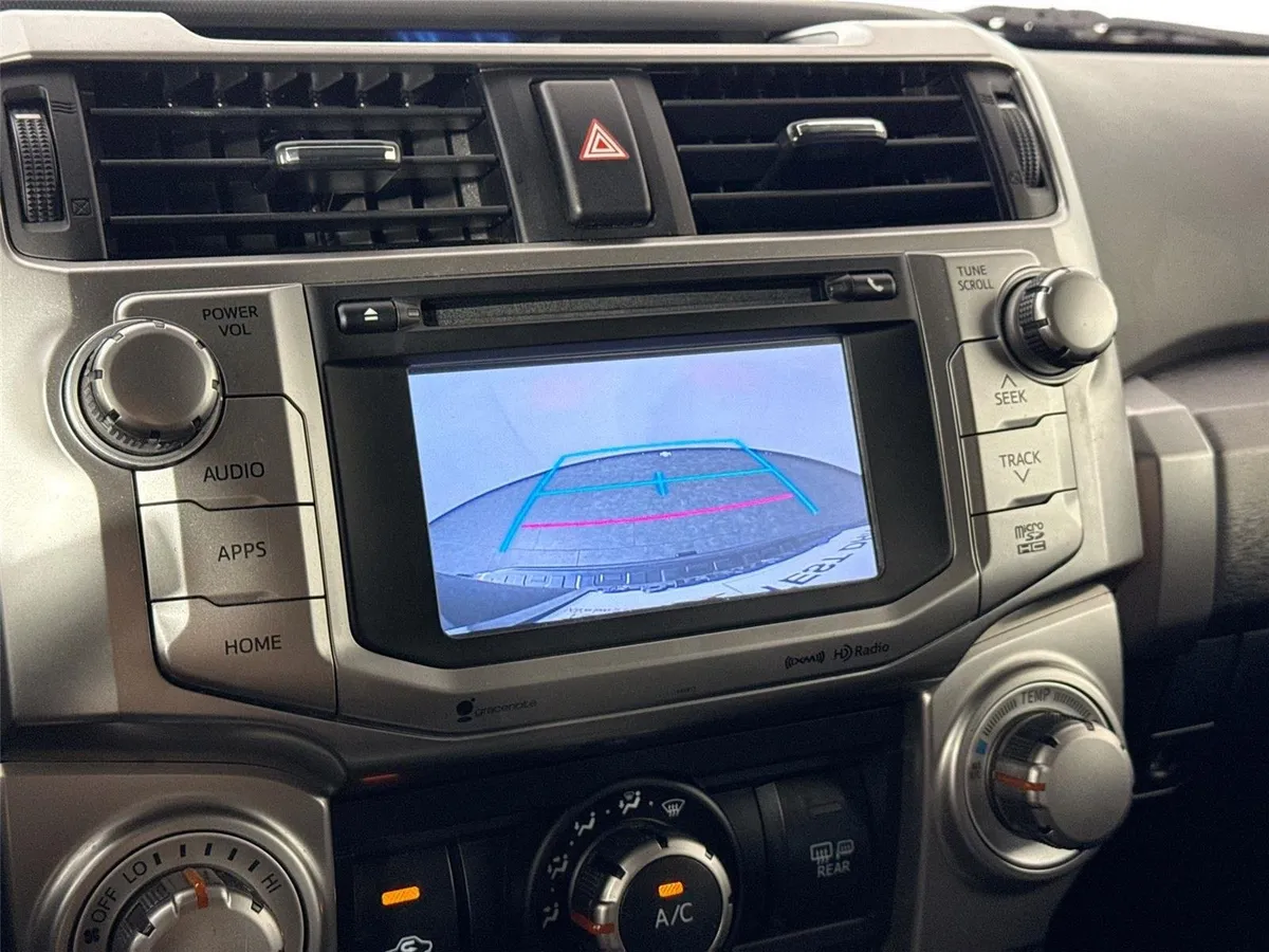 2019 Toyota 4Runner SR5 thumbnail 21