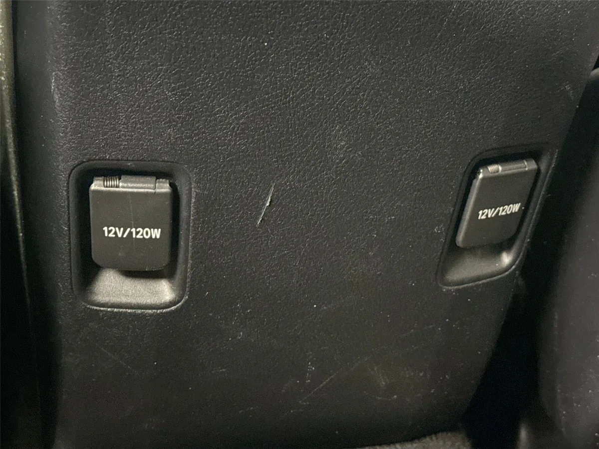 2019 Toyota 4Runner SR5 thumbnail 35