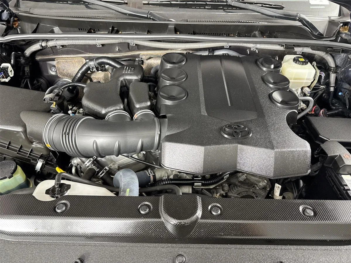 2019 Toyota 4Runner SR5 thumbnail 42