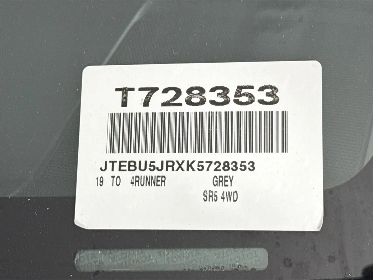 2019 Toyota 4Runner SR5 thumbnail 44