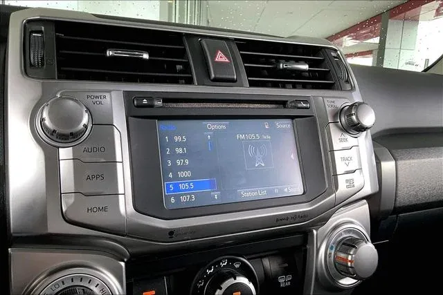 2019 Toyota 4Runner SR5 Premium thumbnail 22
