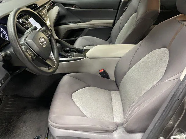 2019 Toyota CAMRY thumbnail 16