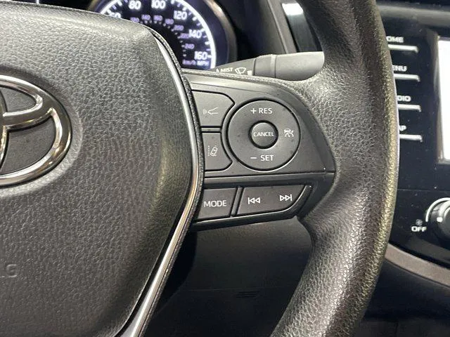 2019 Toyota CAMRY thumbnail 20