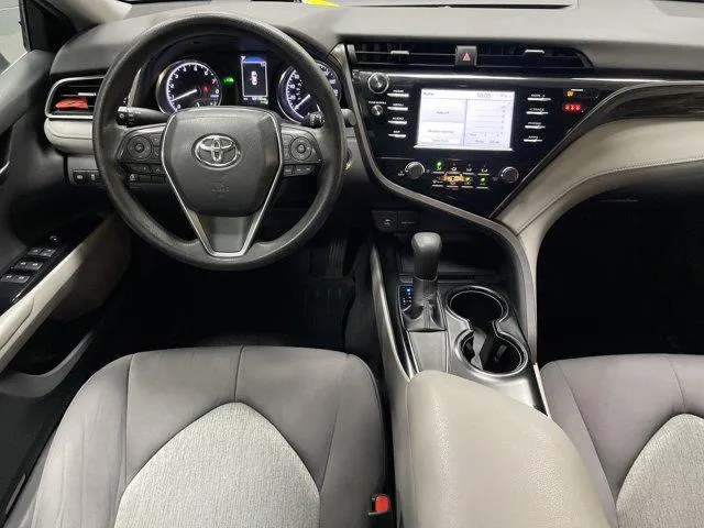 2019 Toyota CAMRY thumbnail 30