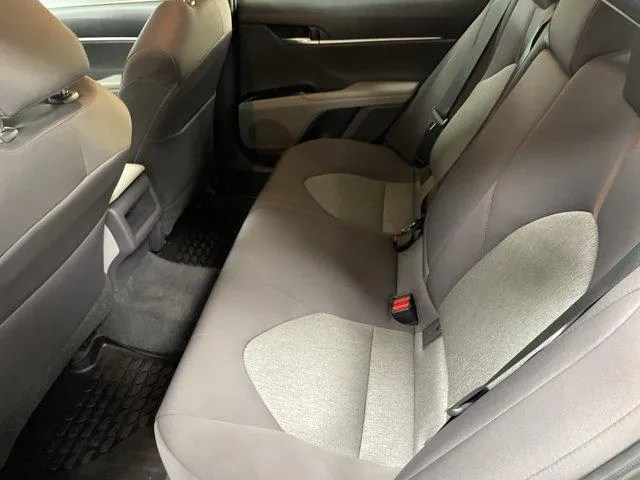 2019 Toyota CAMRY thumbnail 32
