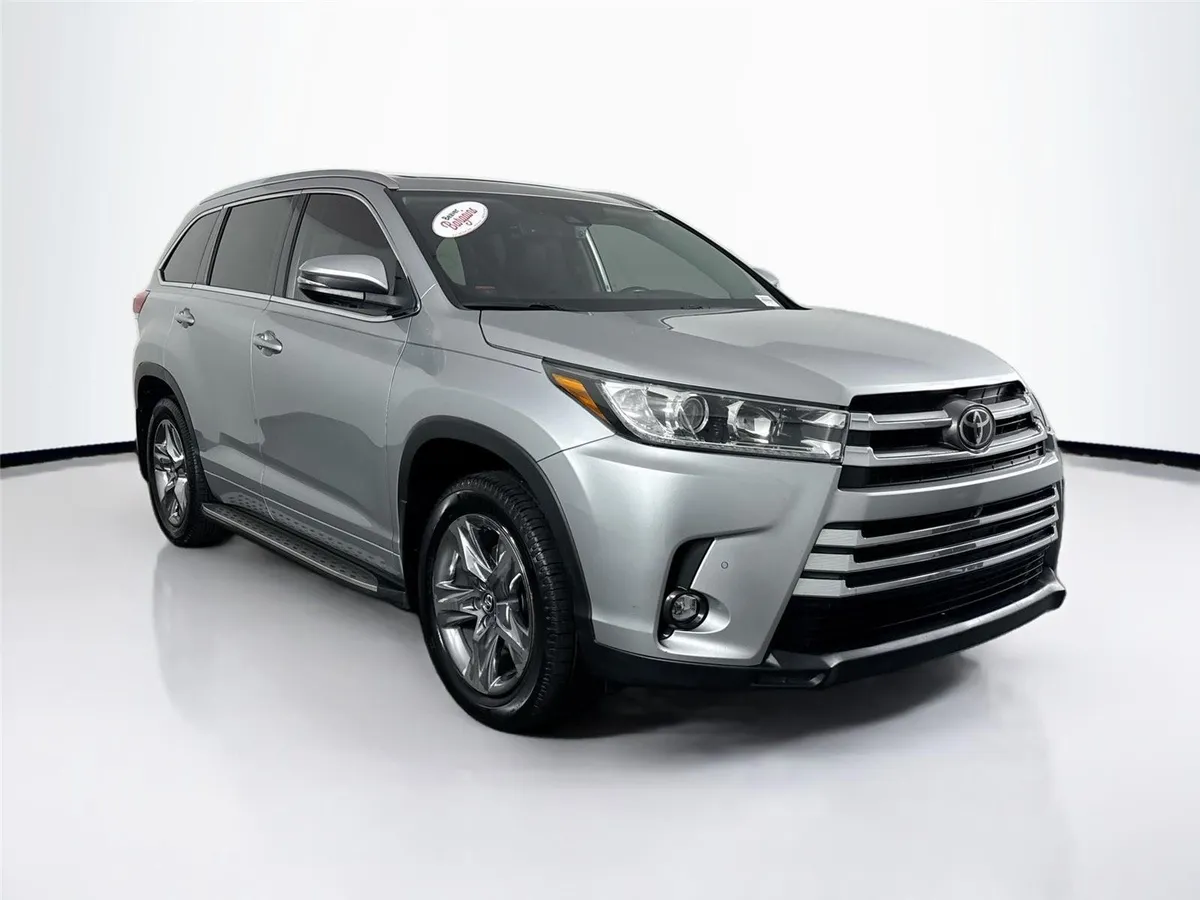 2019 Toyota Highlander Limited Platinum thumbnail 10