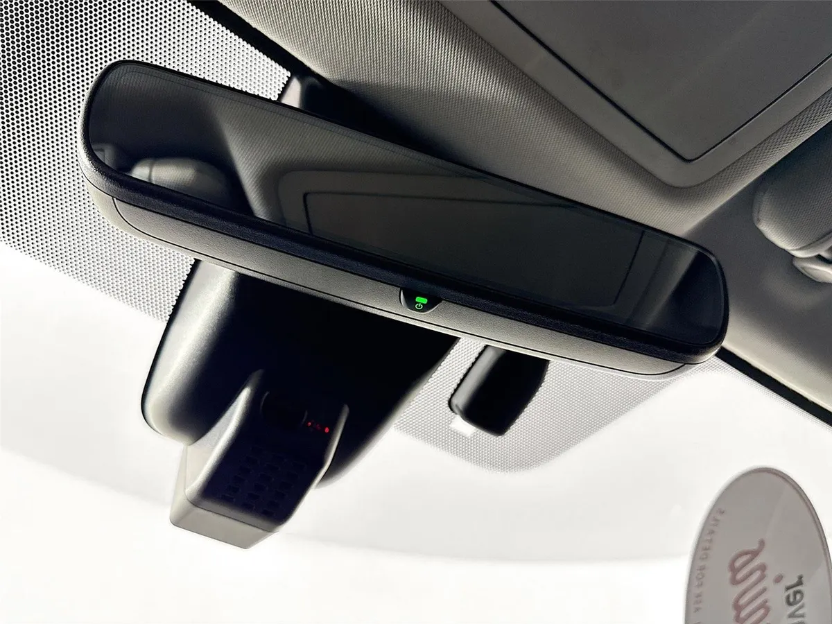 2019 Toyota Highlander Limited Platinum thumbnail 23