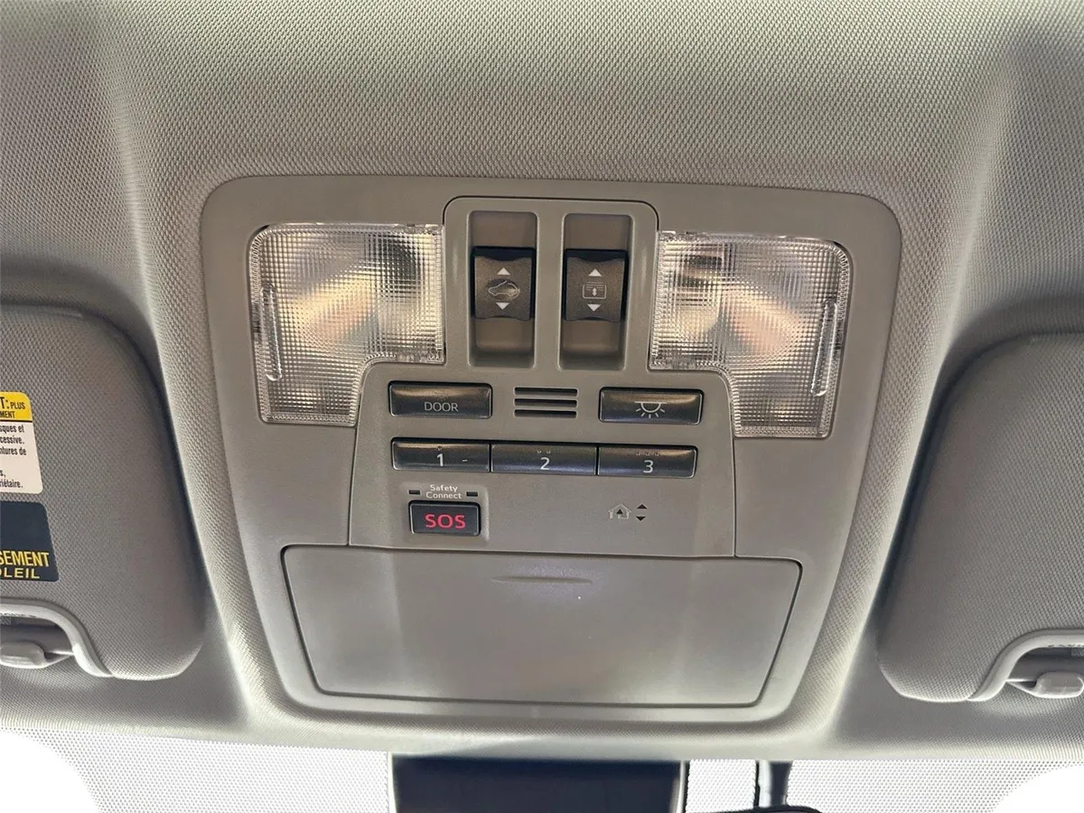 2019 Toyota Highlander Limited Platinum thumbnail 24