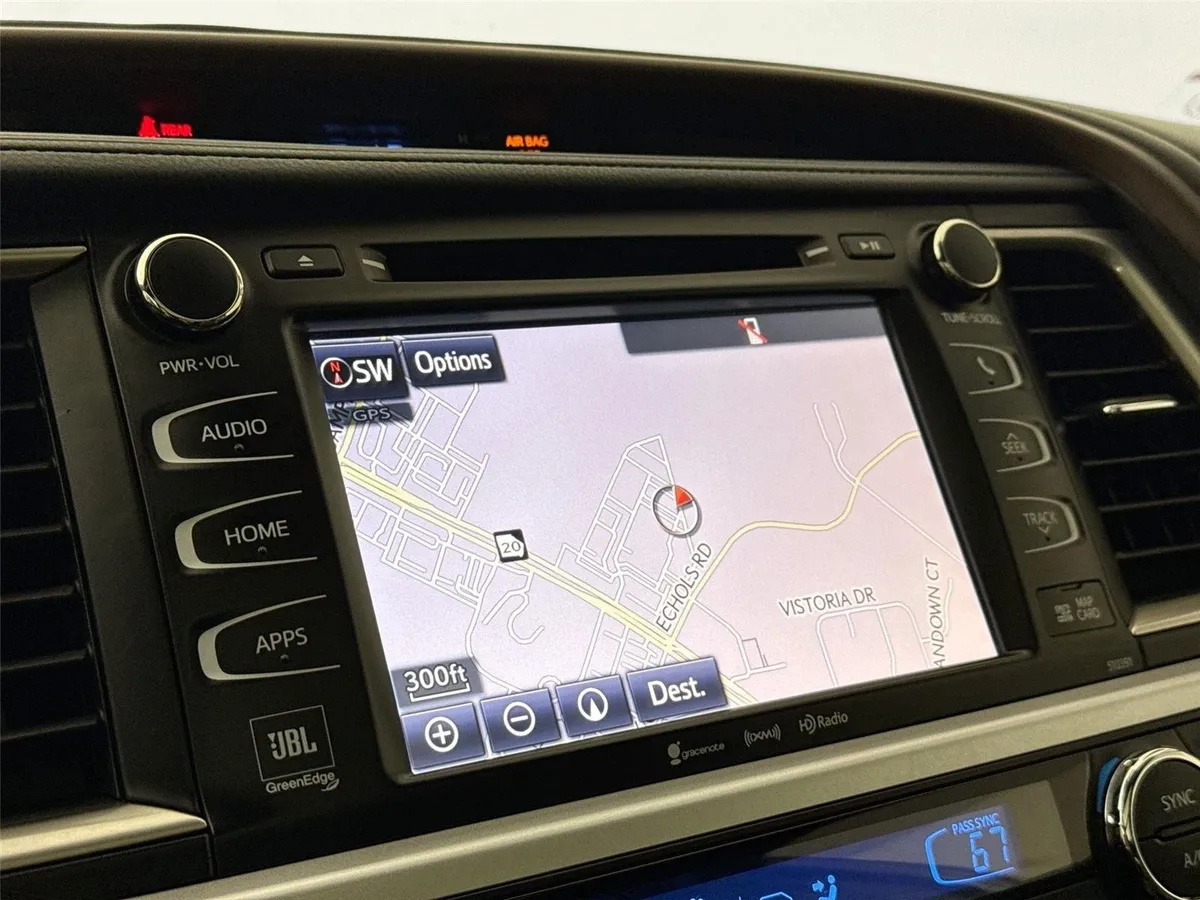 2019 Toyota Highlander Limited Platinum thumbnail 7