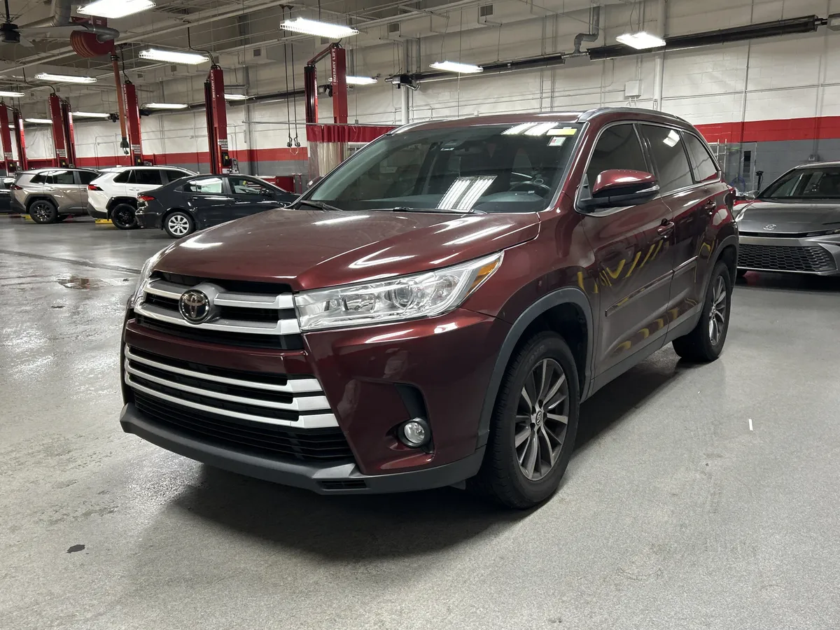 2019 Toyota Highlander XLE thumbnail 5