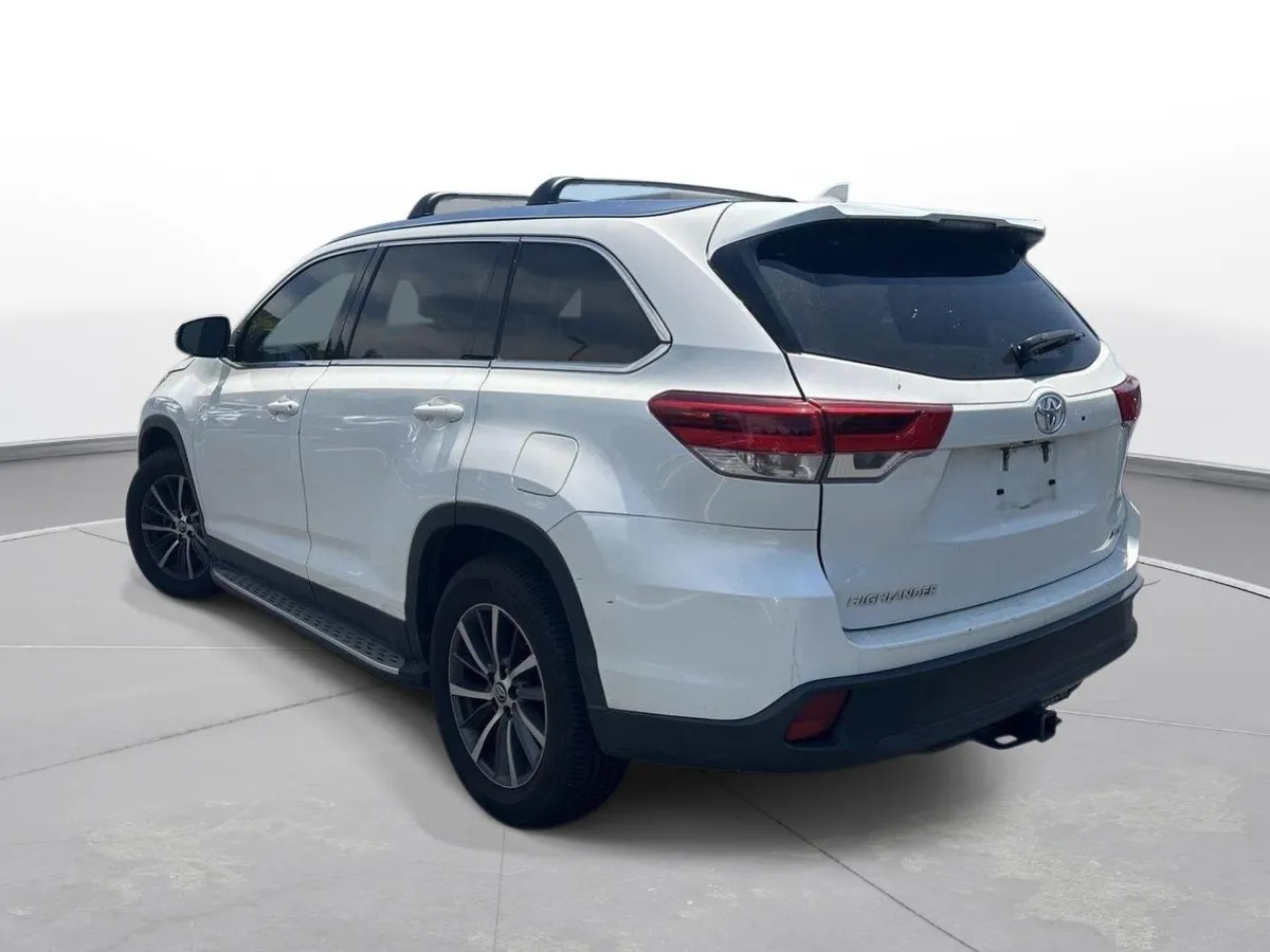 2019 Toyota Highlander XLE thumbnail 8