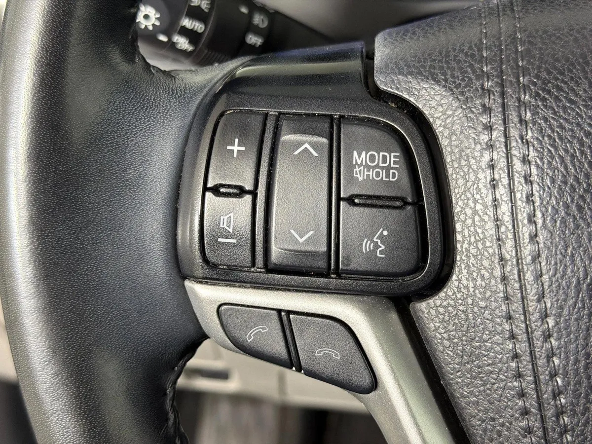 2019 Toyota Highlander XLE thumbnail 27