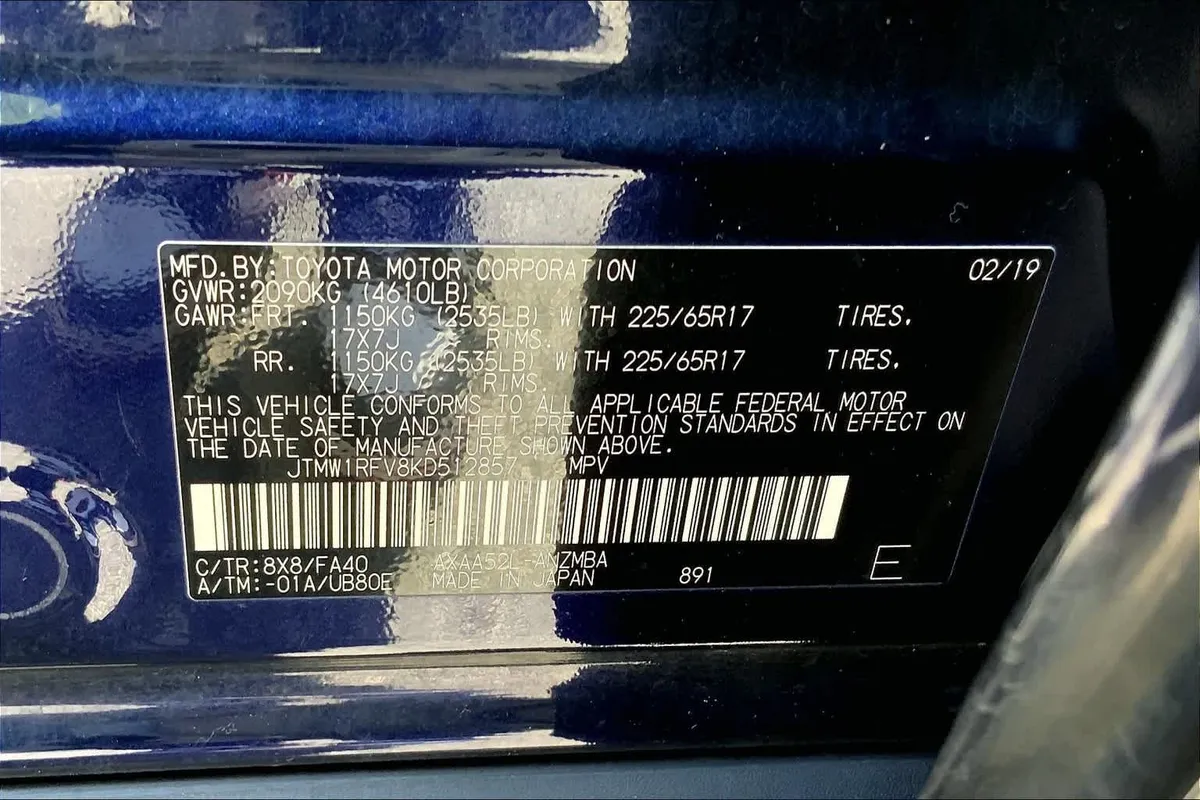 2019 Toyota RAV4 XLE thumbnail 27