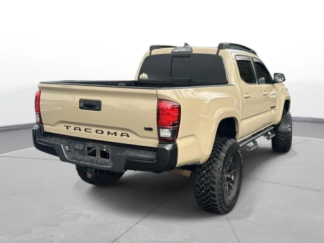 2019 Toyota Tacoma SR5 thumbnail 6
