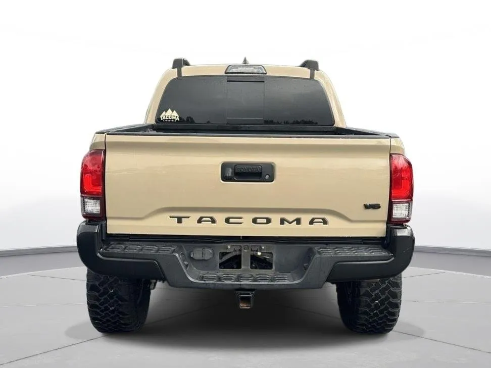 2019 Toyota Tacoma SR5 thumbnail 7