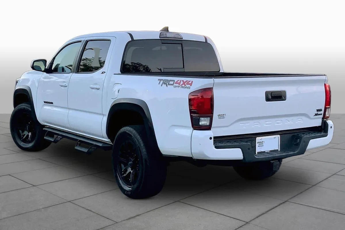 2019 Toyota Tacoma TRD Off Road thumbnail 12