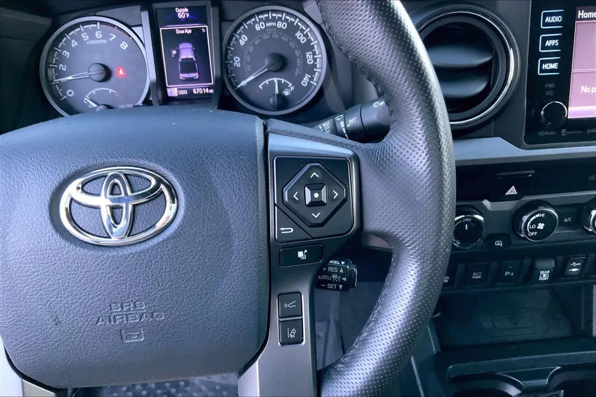 2019 Toyota Tacoma TRD Off Road thumbnail 24