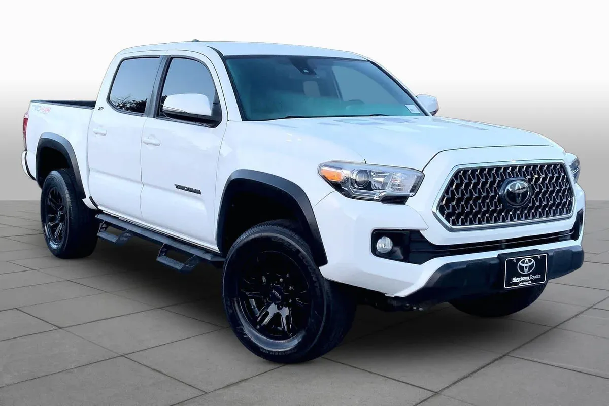 2019 Toyota Tacoma TRD Off Road thumbnail 3