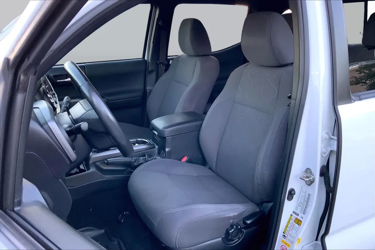 2019 Toyota Tacoma TRD Off Road thumbnail 8