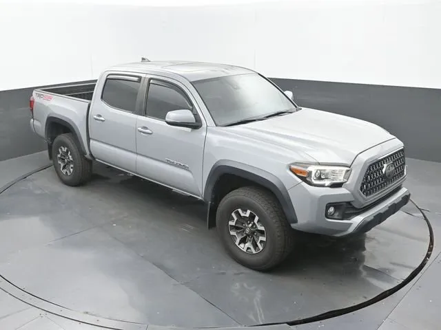 2019 Toyota Tacoma TRD Off-Road thumbnail 13