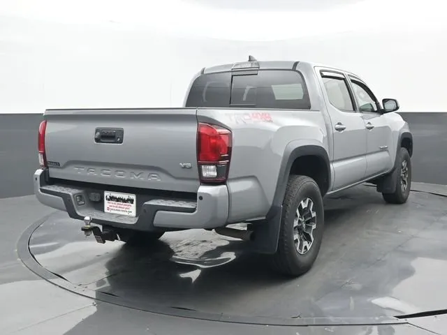 2019 Toyota Tacoma TRD Off-Road thumbnail 6