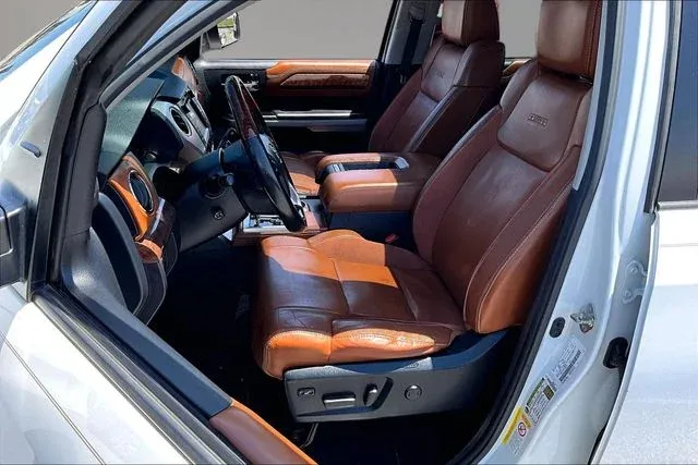 2019 Toyota Tundra 1794 thumbnail 18