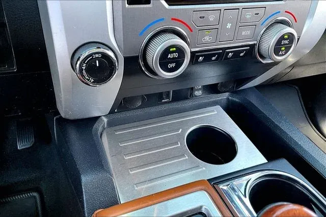 2019 Toyota Tundra 1794 thumbnail 24
