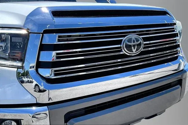 2019 Toyota Tundra 1794 thumbnail 28