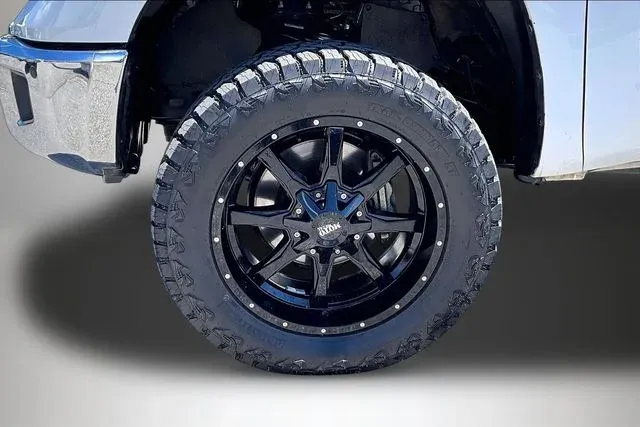 2019 Toyota Tundra 1794 thumbnail 29