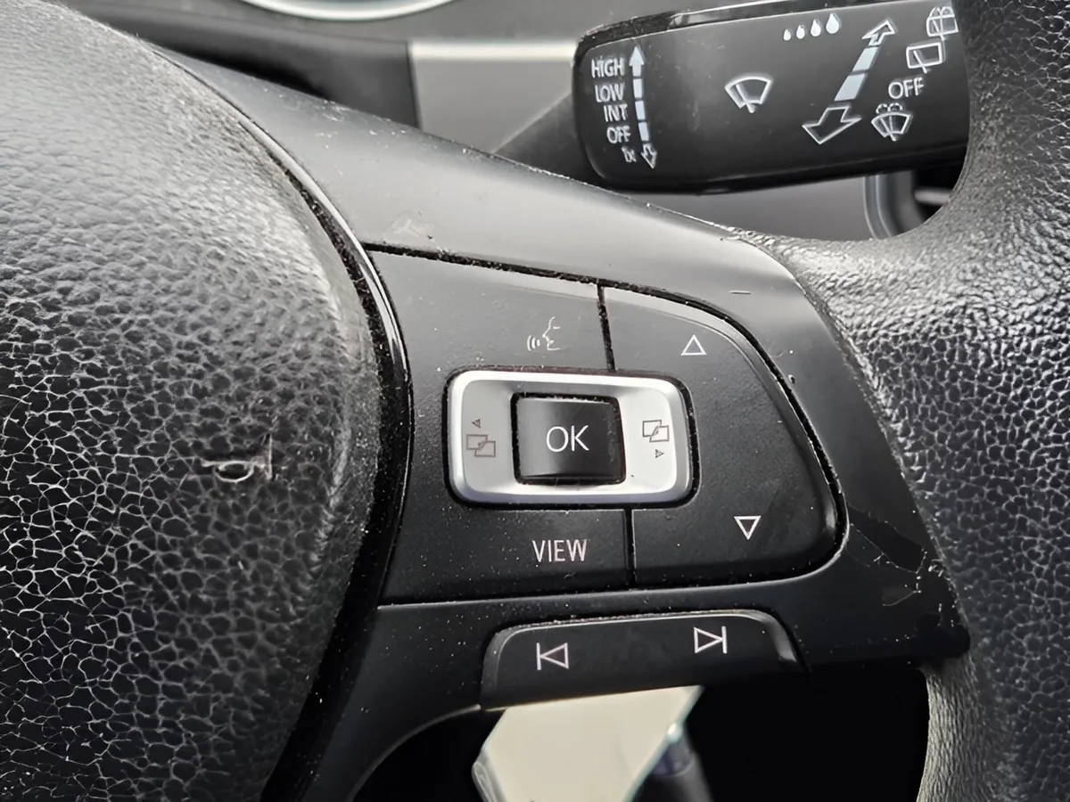 2019 Volkswagen Atlas 2.0T S thumbnail 23