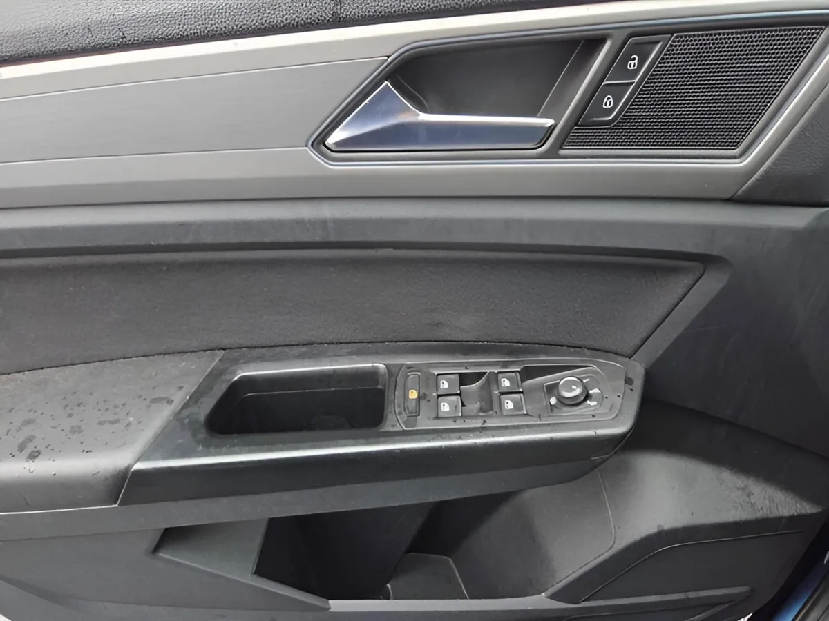 2019 Volkswagen Atlas 2.0T S thumbnail 25