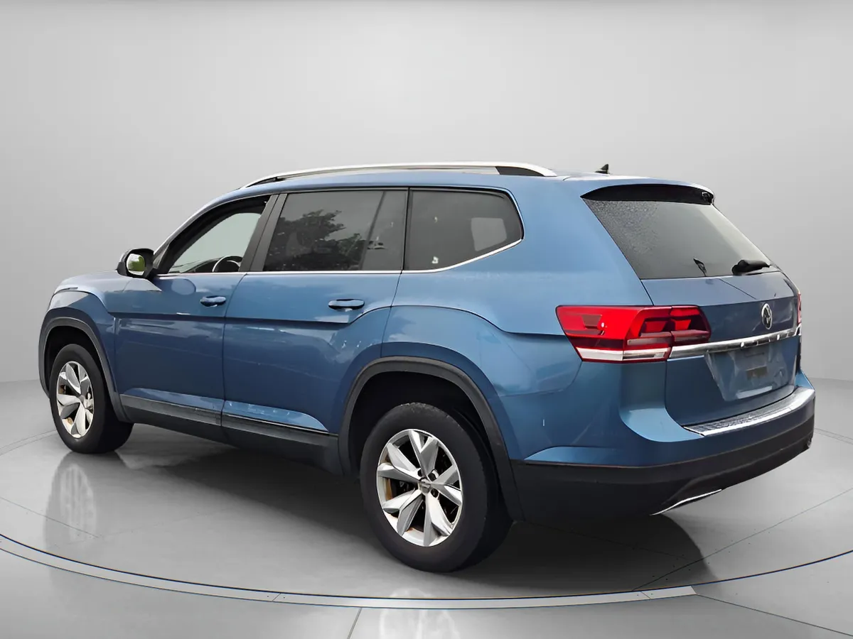 2019 Volkswagen Atlas 2.0T S thumbnail 3