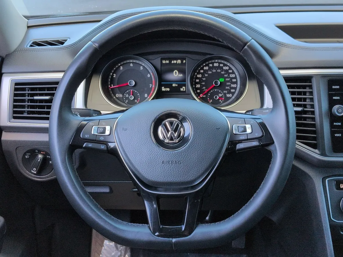 2019 Volkswagen Atlas 3.6L V6 SE w/Technology thumbnail 17