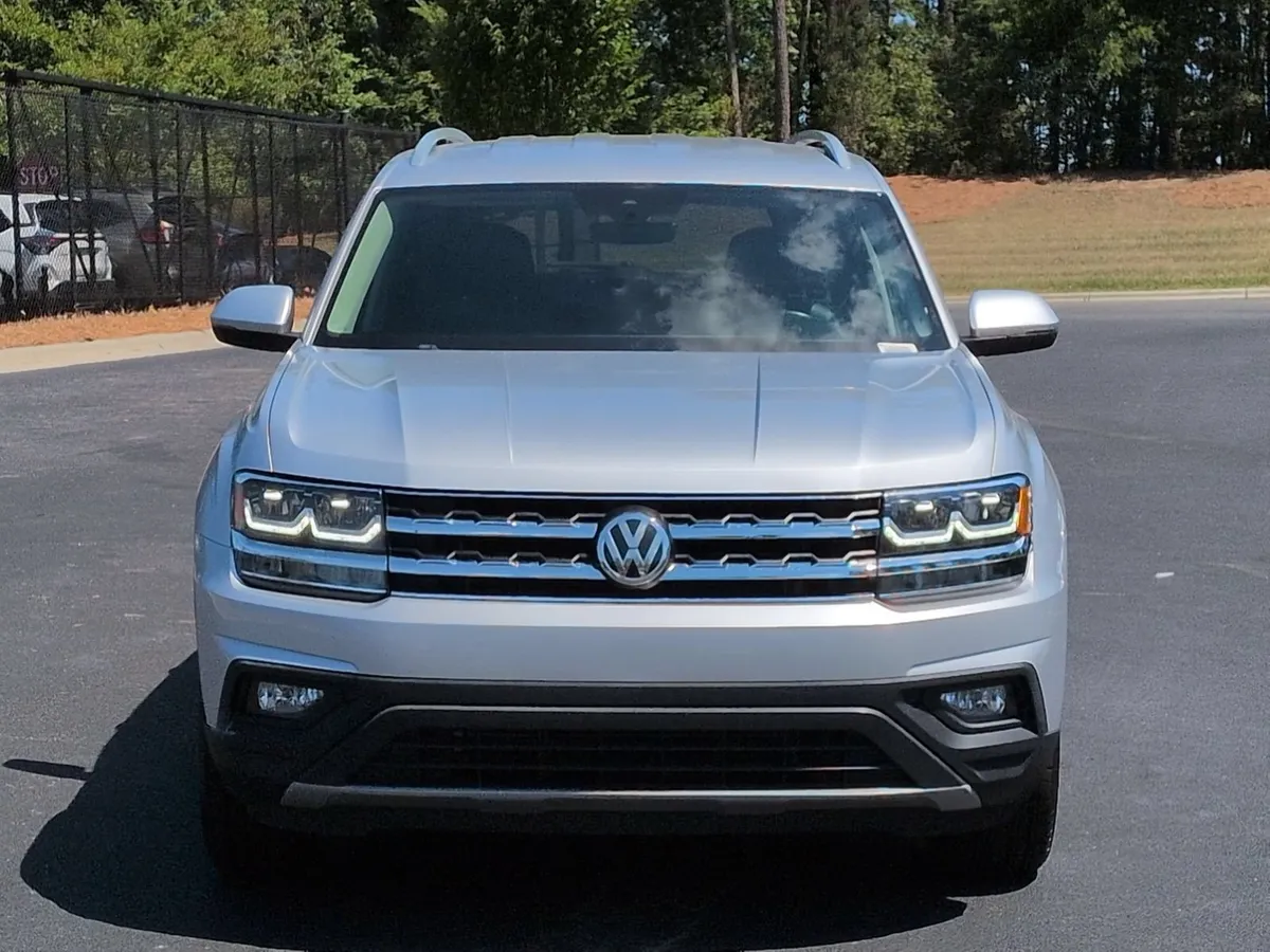 2019 Volkswagen Atlas 3.6L V6 SE w/Technology thumbnail 2