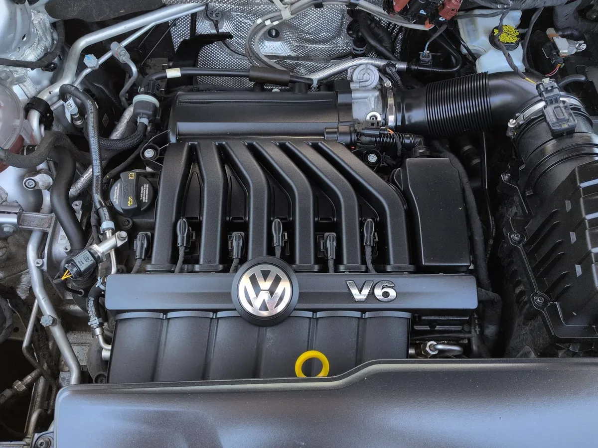 2019 Volkswagen Atlas 3.6L V6 SE w/Technology thumbnail 33