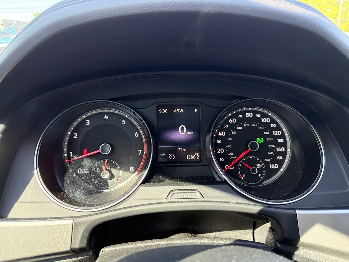 2019 Volkswagen Atlas 3.6L V6 SE w/Technology thumbnail 23