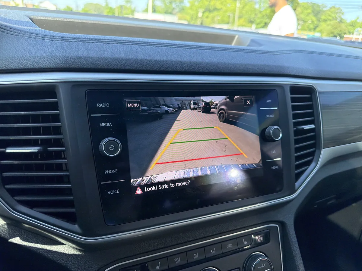2019 Volkswagen Atlas 3.6L V6 SE w/Technology thumbnail 27
