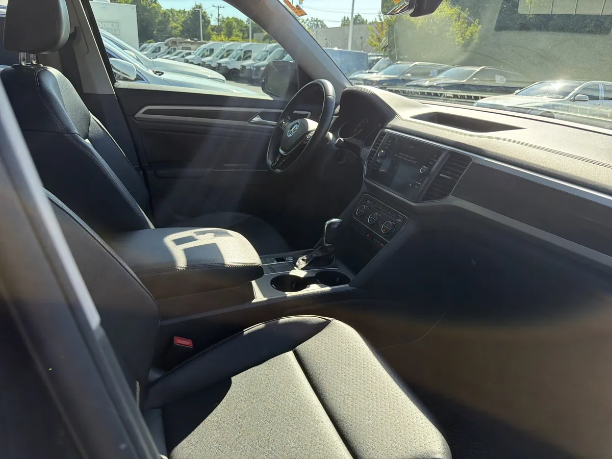 2019 Volkswagen Atlas 3.6L V6 SE w/Technology thumbnail 35